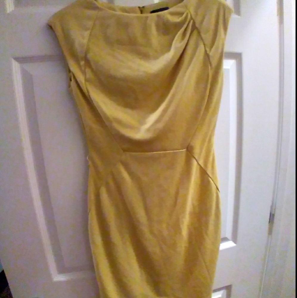 Yellow sleeveless sheath dress